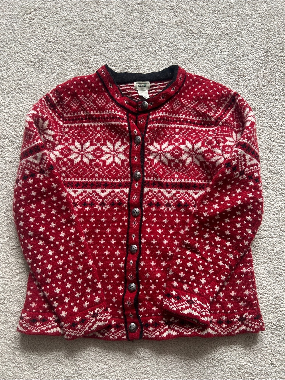 Vintage 2000’s L.L. Bean 100% Lambs Wool Red Fair Isle Button Cardigan Sweater